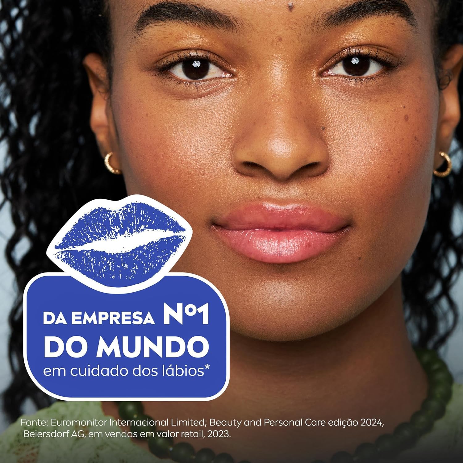 NIVEA Hidratante Labial Amora Shine 4,8 g - Image 16