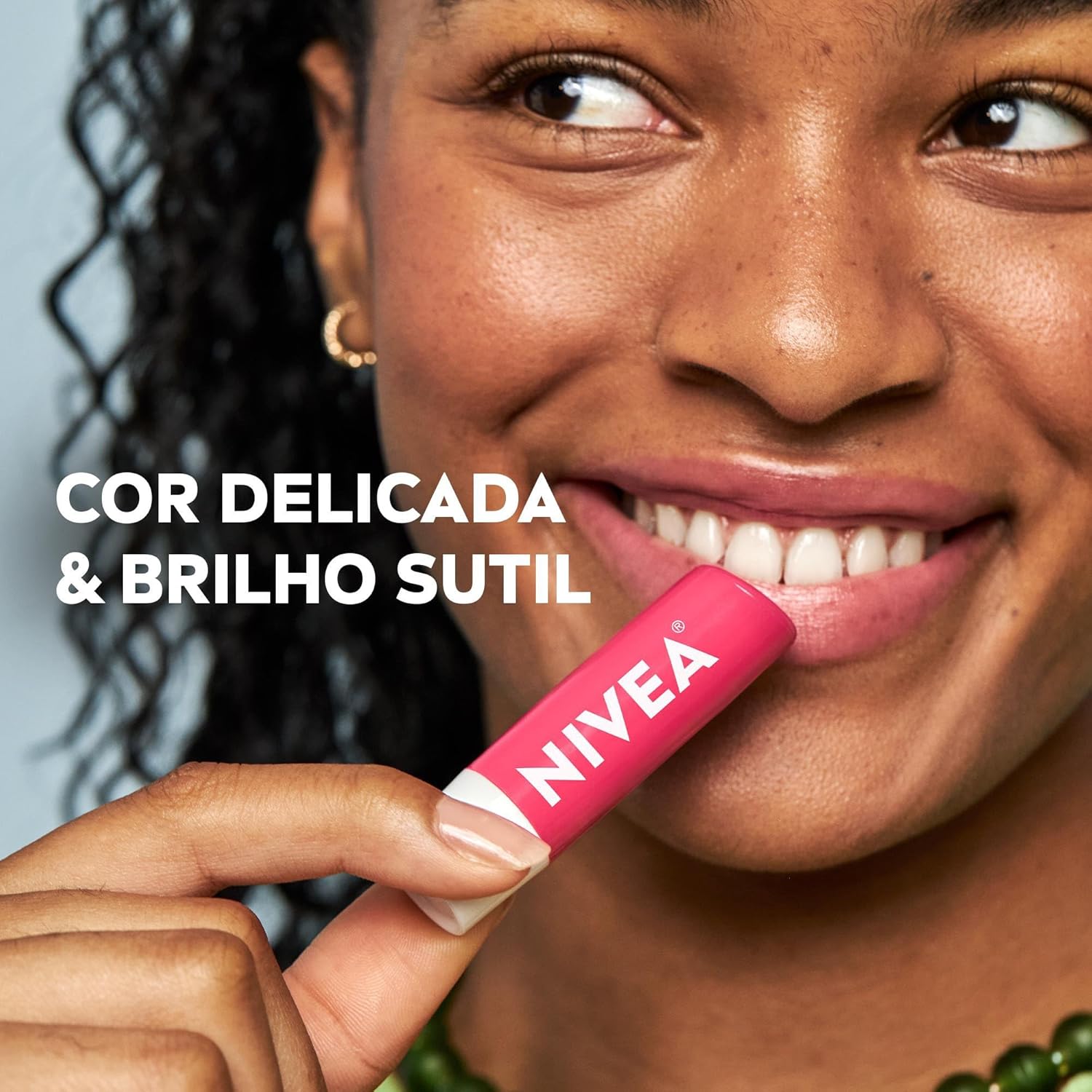 NIVEA Hidratante Labial Amora Shine 4,8 g - Image 12